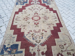 Vintage Turkish Anatolian Rug 4'7'' x 8'11''
