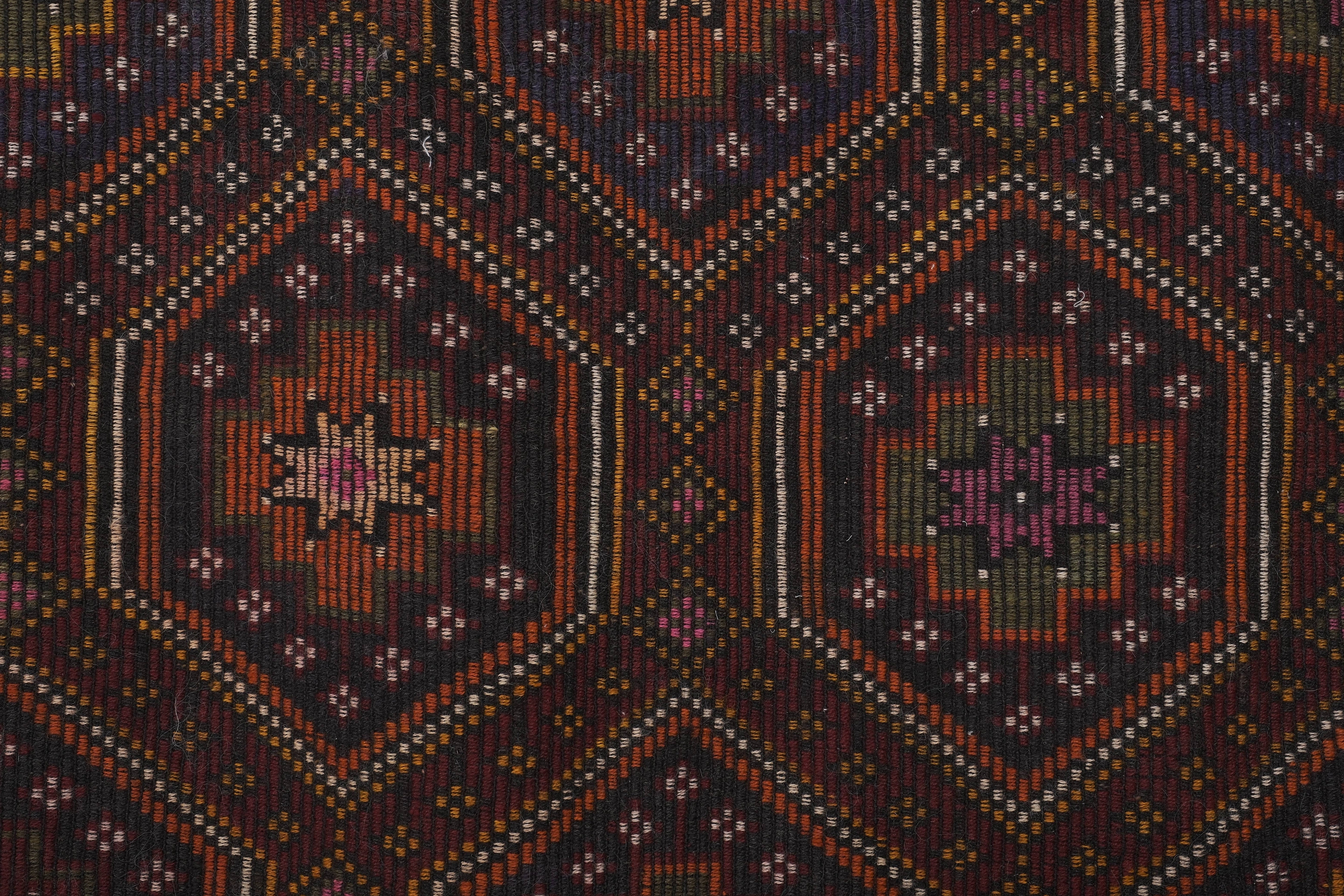 Vintage Turkish Kilim Rug 5'7'' x 9'7''