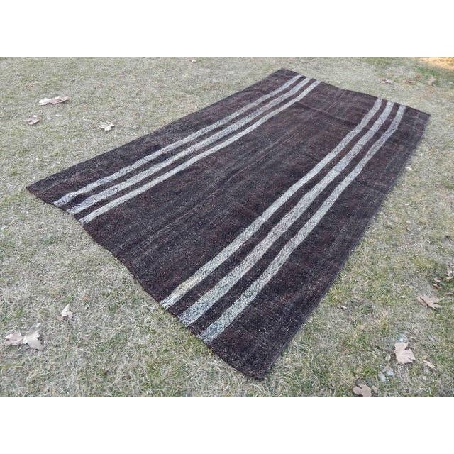 Vintage Turkish Kilim Rug 5'5'' x 9'10''