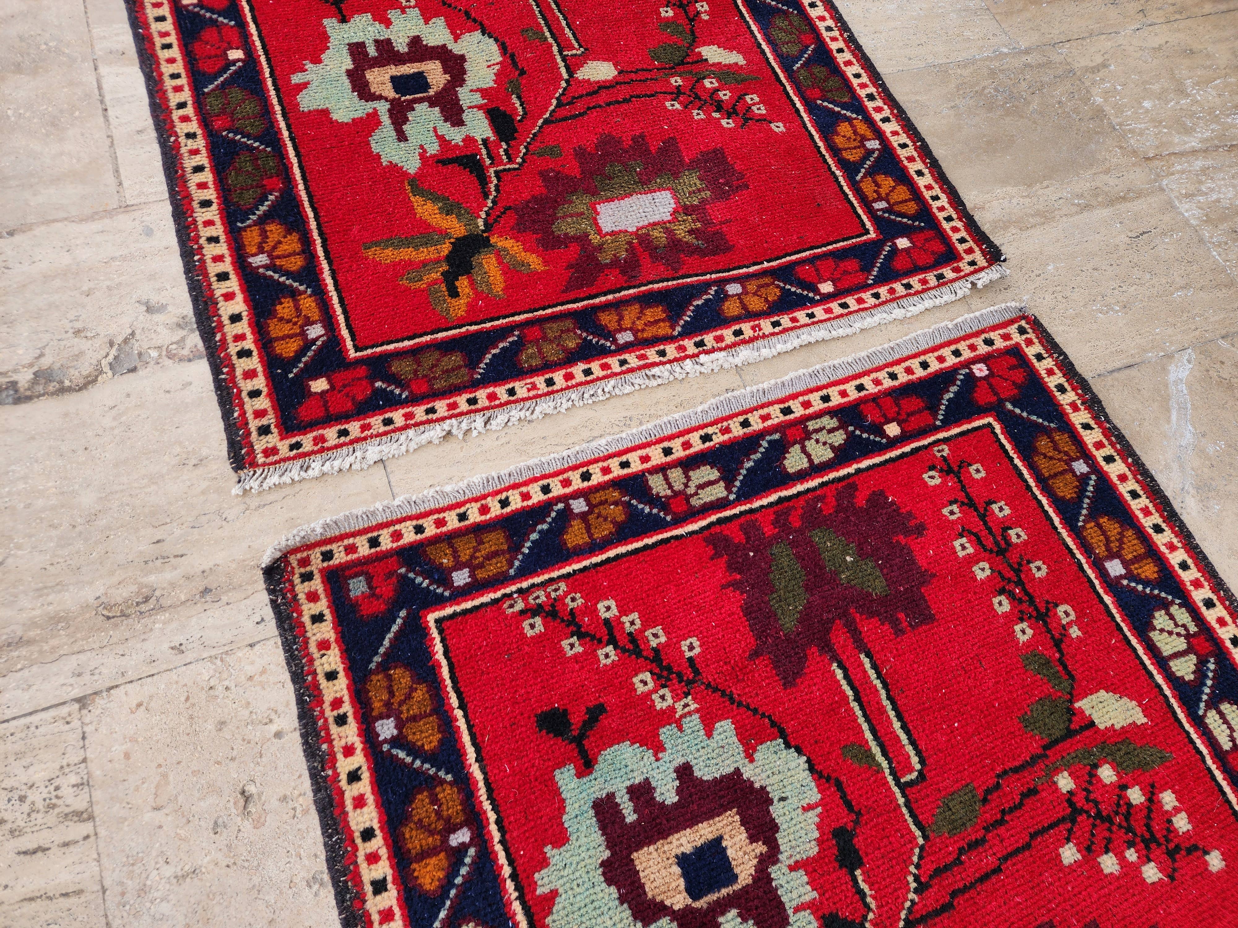 Vintage Turkish Yastik Rugs Set of 2 | 30'' x 32''