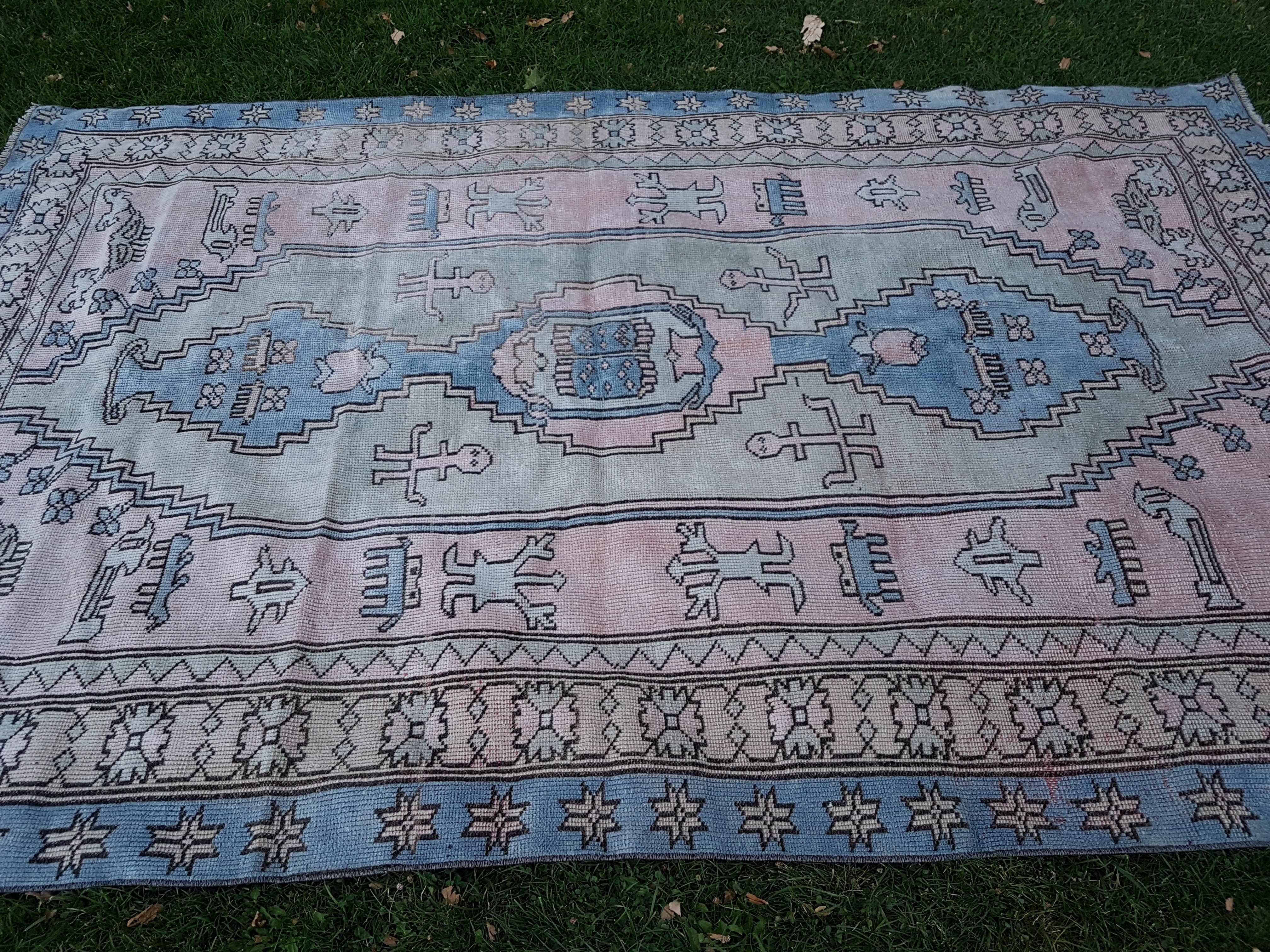Vintage Oushak Rug 5'5'' x 9'9''