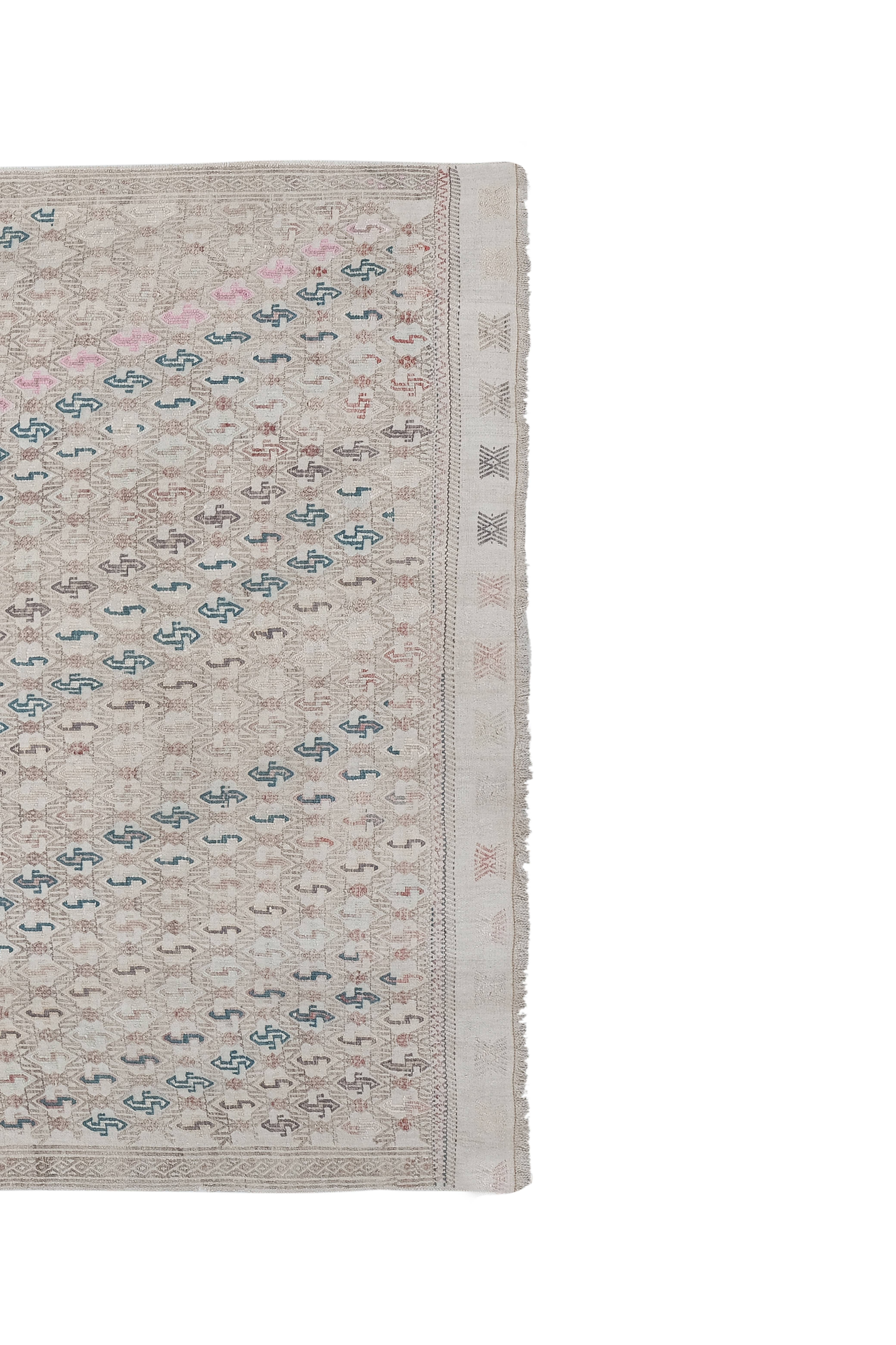 Vintage Turkish Kilim Rug 5'1'' x 7'6''