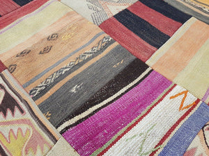 Vintage Turkish Kilim Rug 4'10'' x 6'6''
