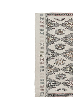 Vintage Turkish Kilim Rug 5'2'' x 7'5''