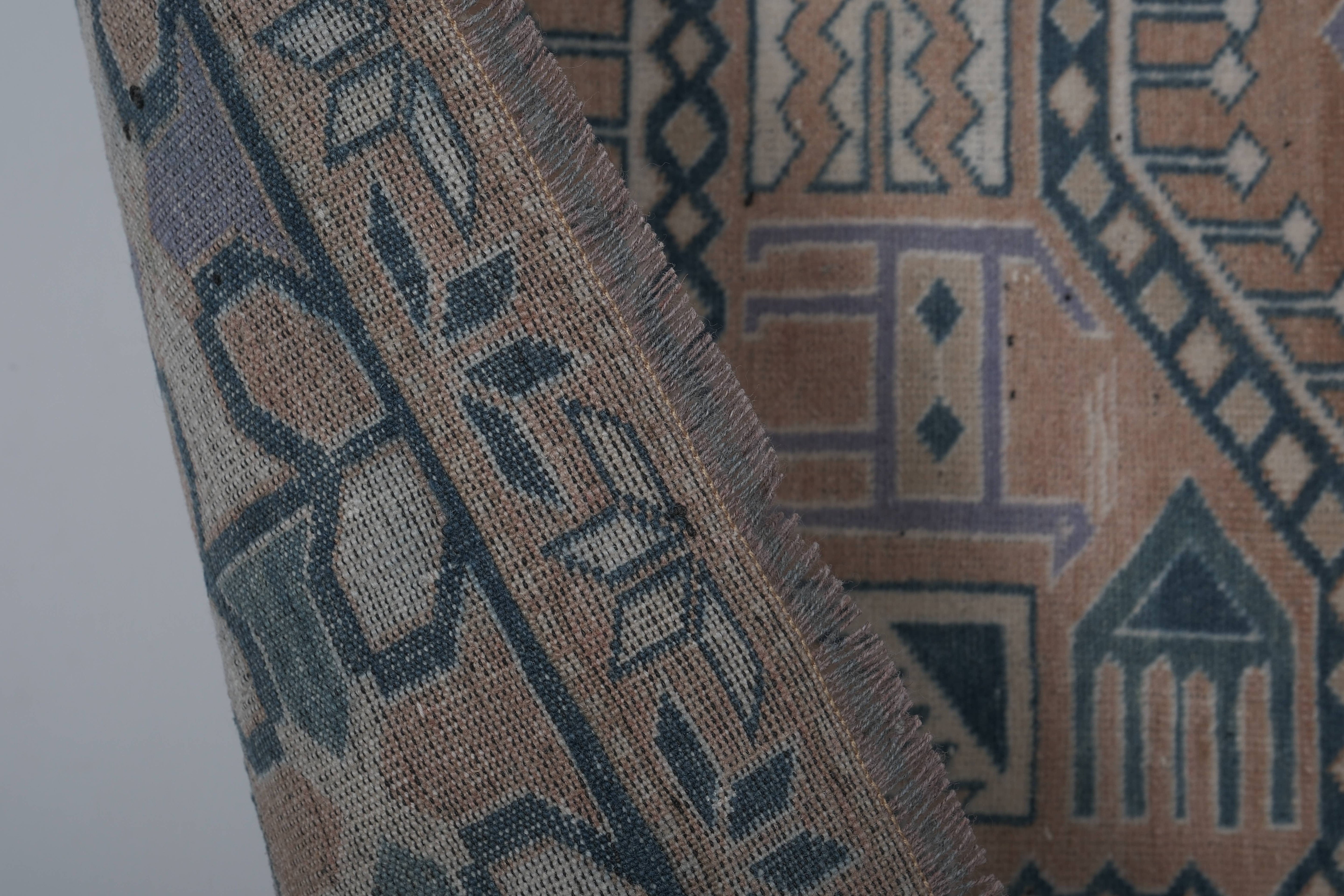 Vintage Oushak Rug 6' x 6'4''