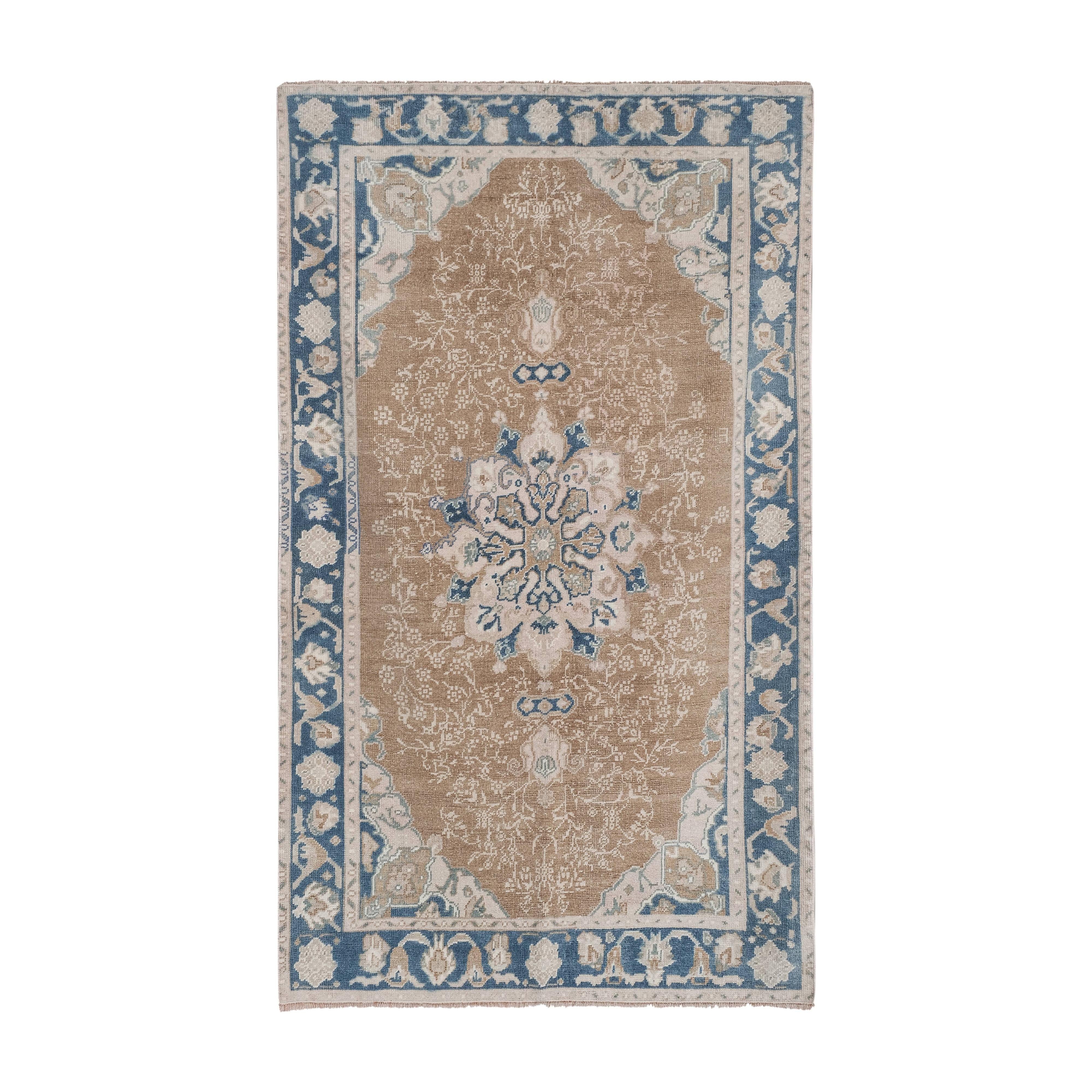 Vintage Turkish Karapinar Rug 4'9'' x 7'11''