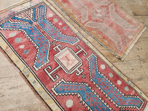 Vintage Turkish Yastik Rug Set of 2 | 1'9'' x 2'8'' & 1'8'' x 4'1''