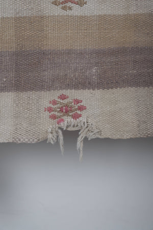 Vintage Turkish Kilim Rug 5'9'' x 8'5''