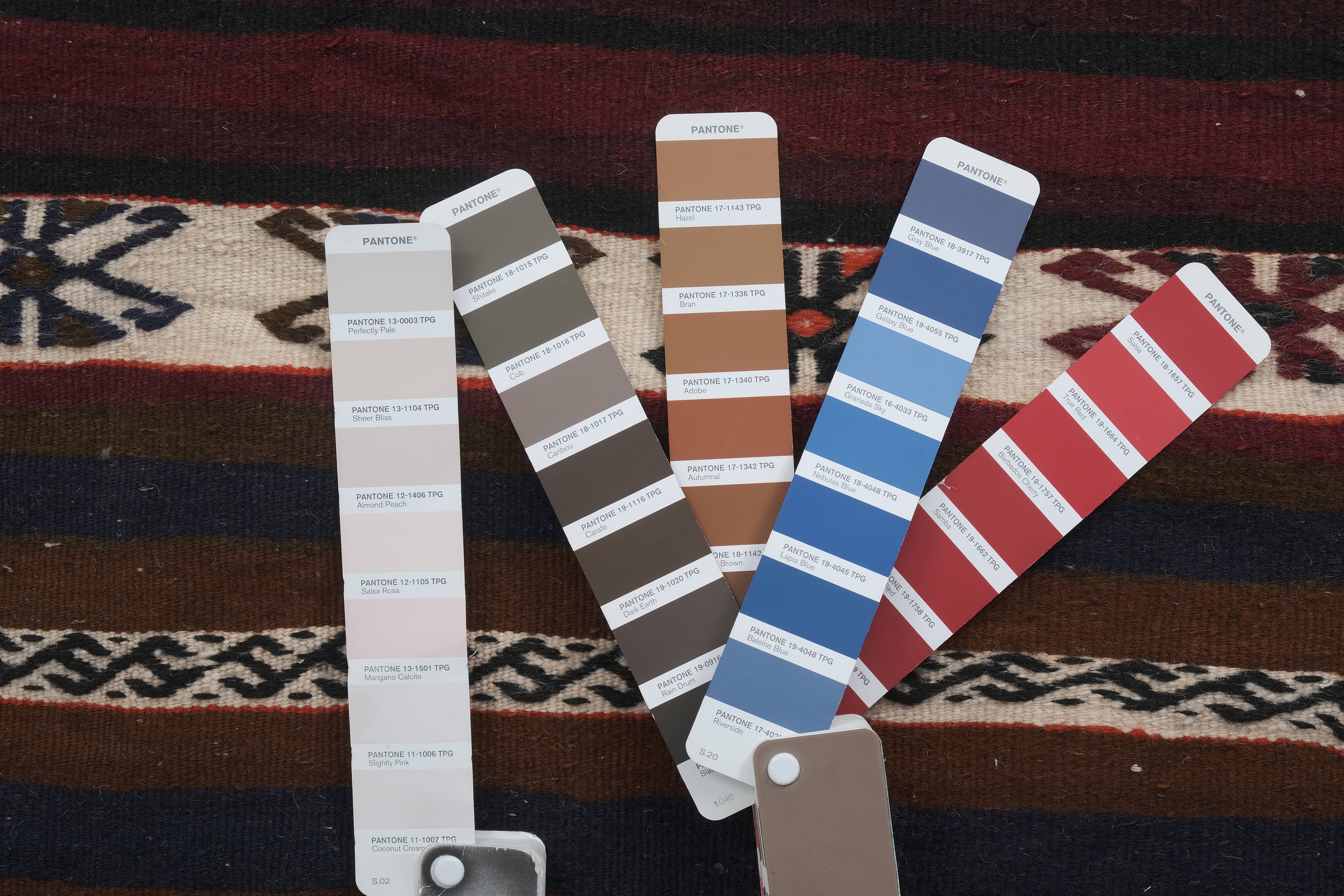 Vintage Turkish Kilim Runner 2'1'' x 17'10''