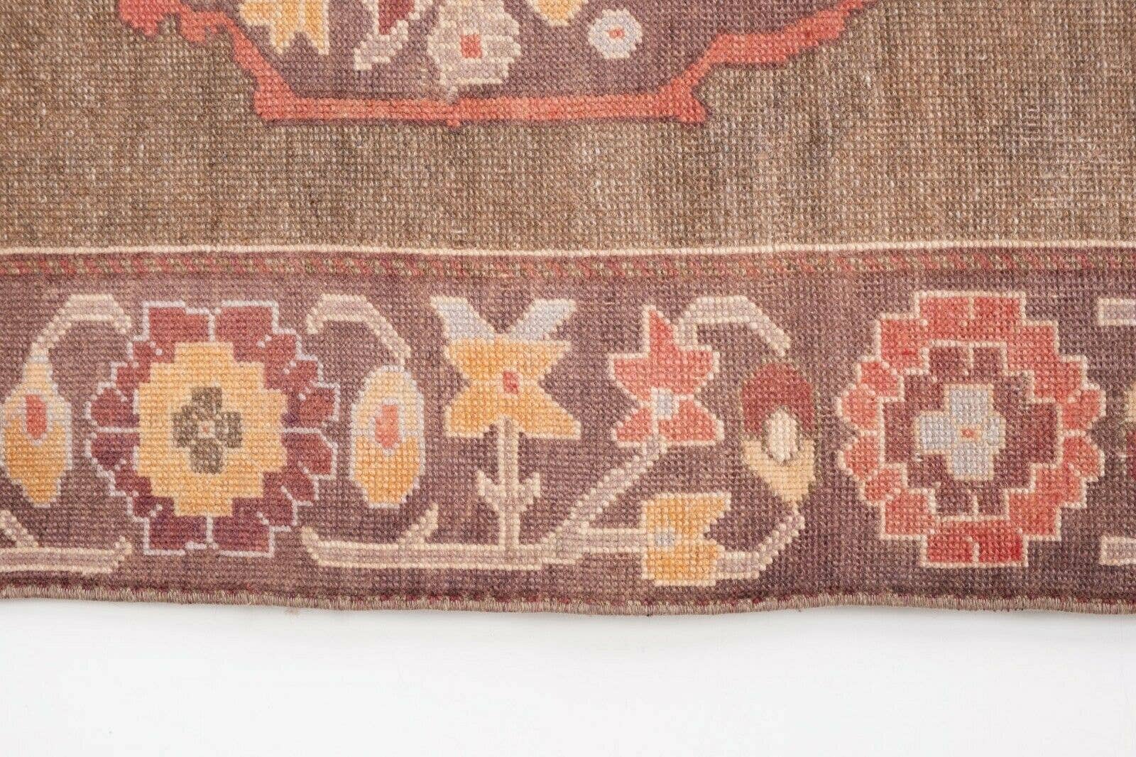 Vintage Turkish Karapinar Rug 5' x 8'6''