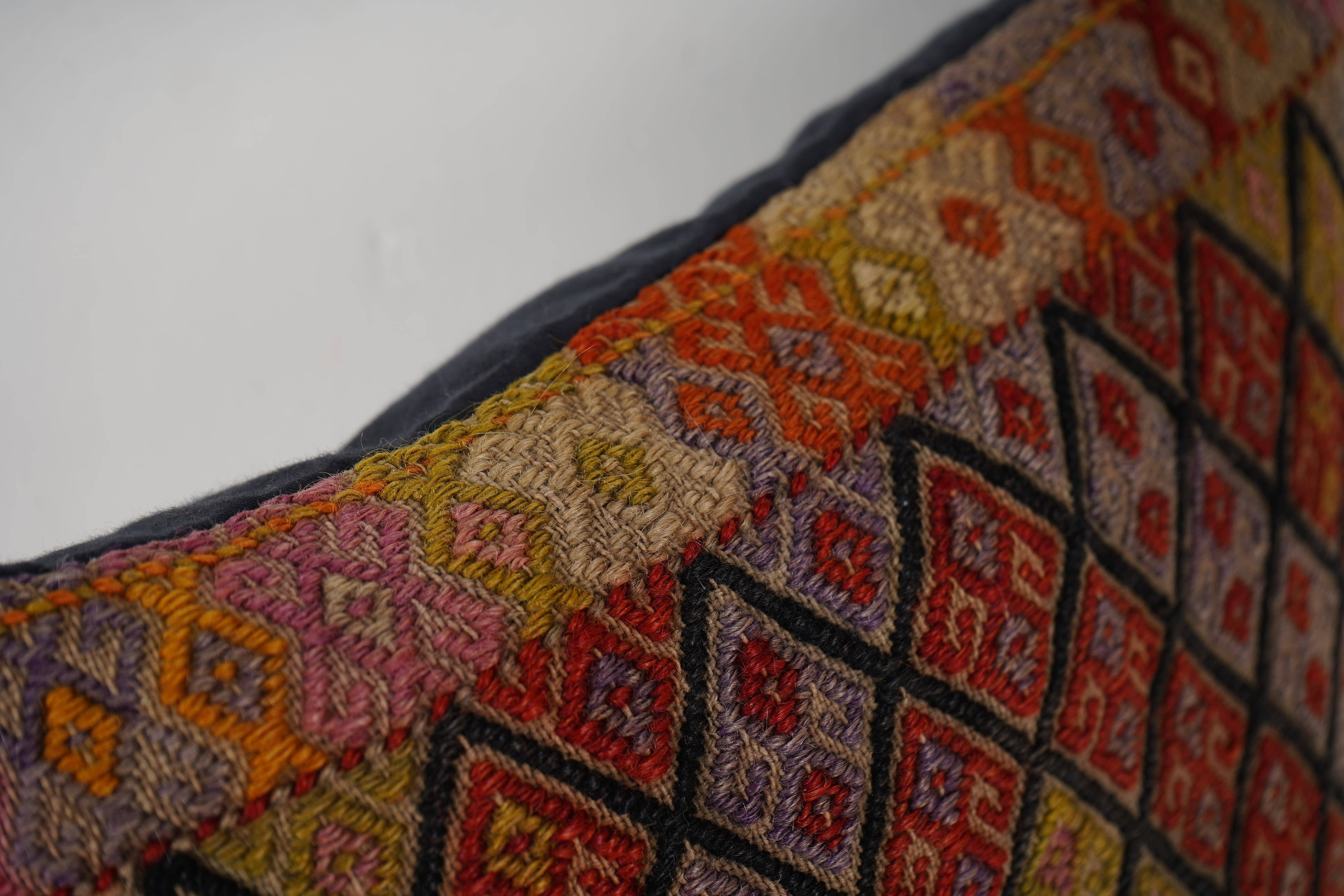 Kilim Pillow Cover | 16'' x 16''