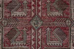 Vintage Soumac Kilim Rug 4' x 6'