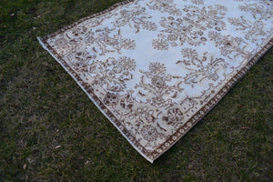 Vintage Turkish Rug 3'10'' x 7'1''