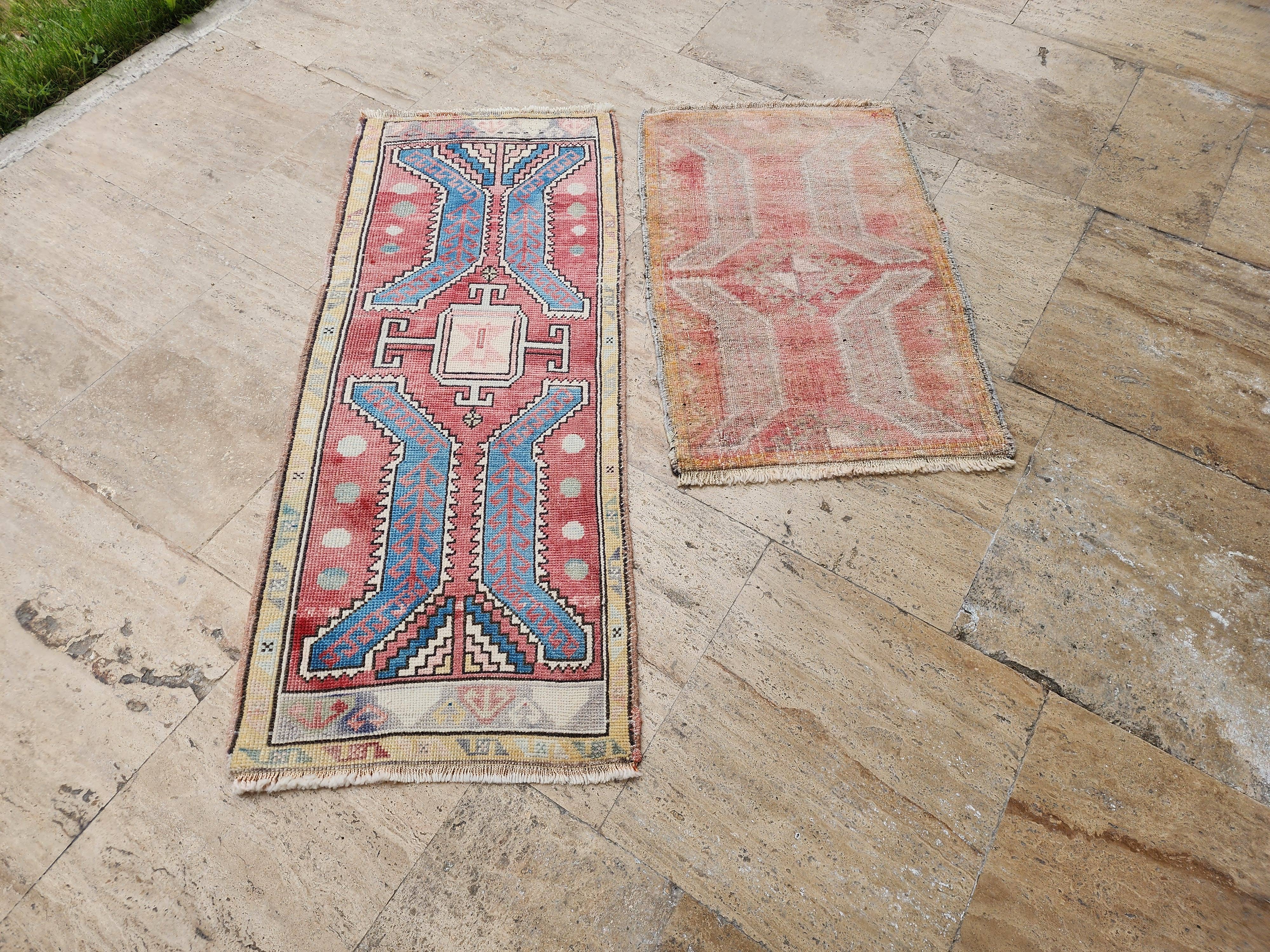 Vintage Turkish Yastik Rug Set of 2 | 1'9'' x 2'8'' & 1'8'' x 4'1''
