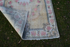 Vintage Turkish Rug 3'9'' x 6'11''