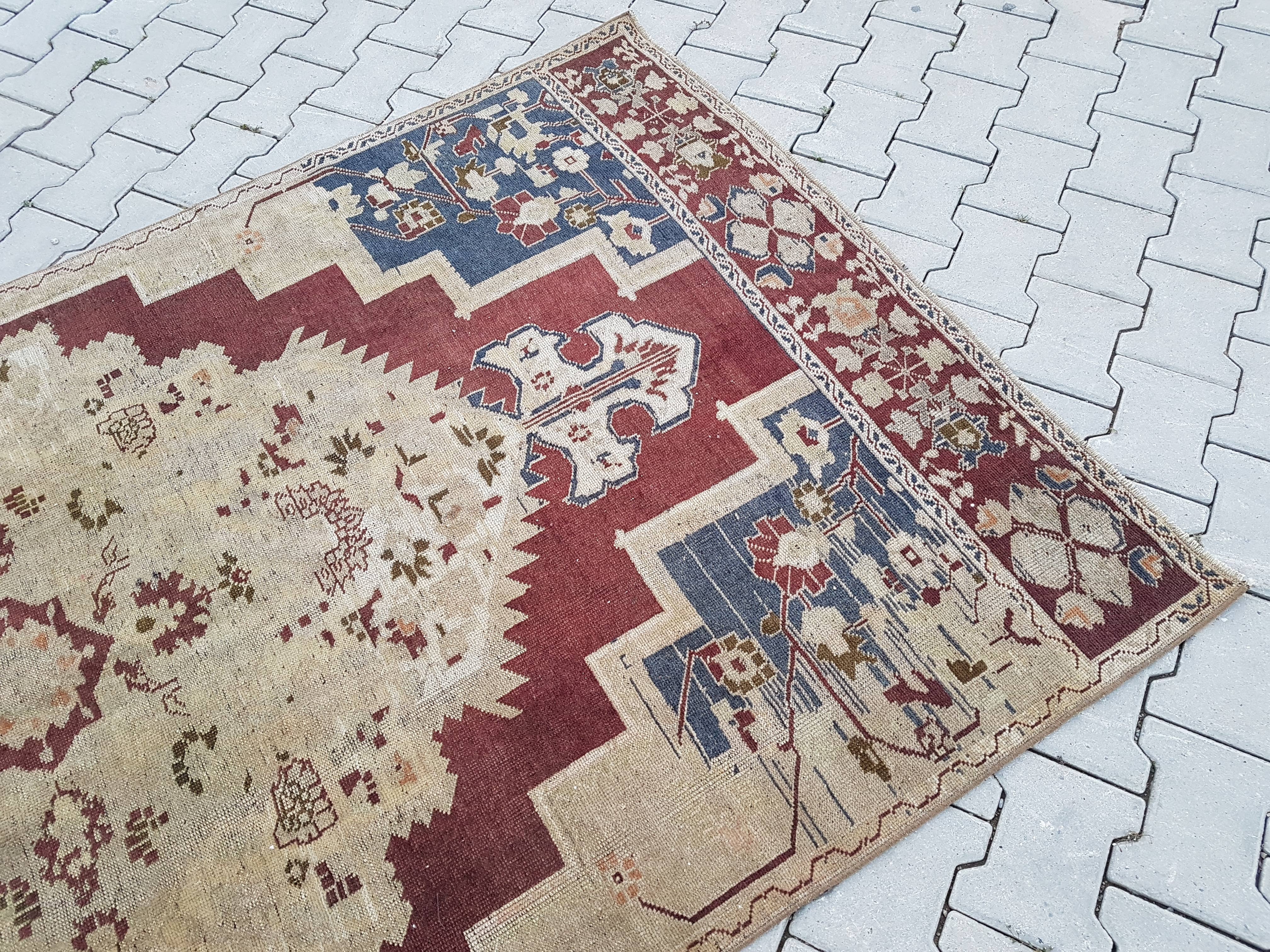 Vintage Turkish Anatolian Rug 4'7'' x 8'11''