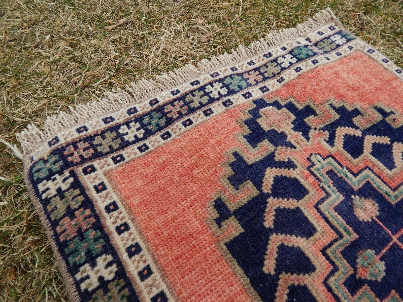 Vintage Oushak Rug 18'' x 39''