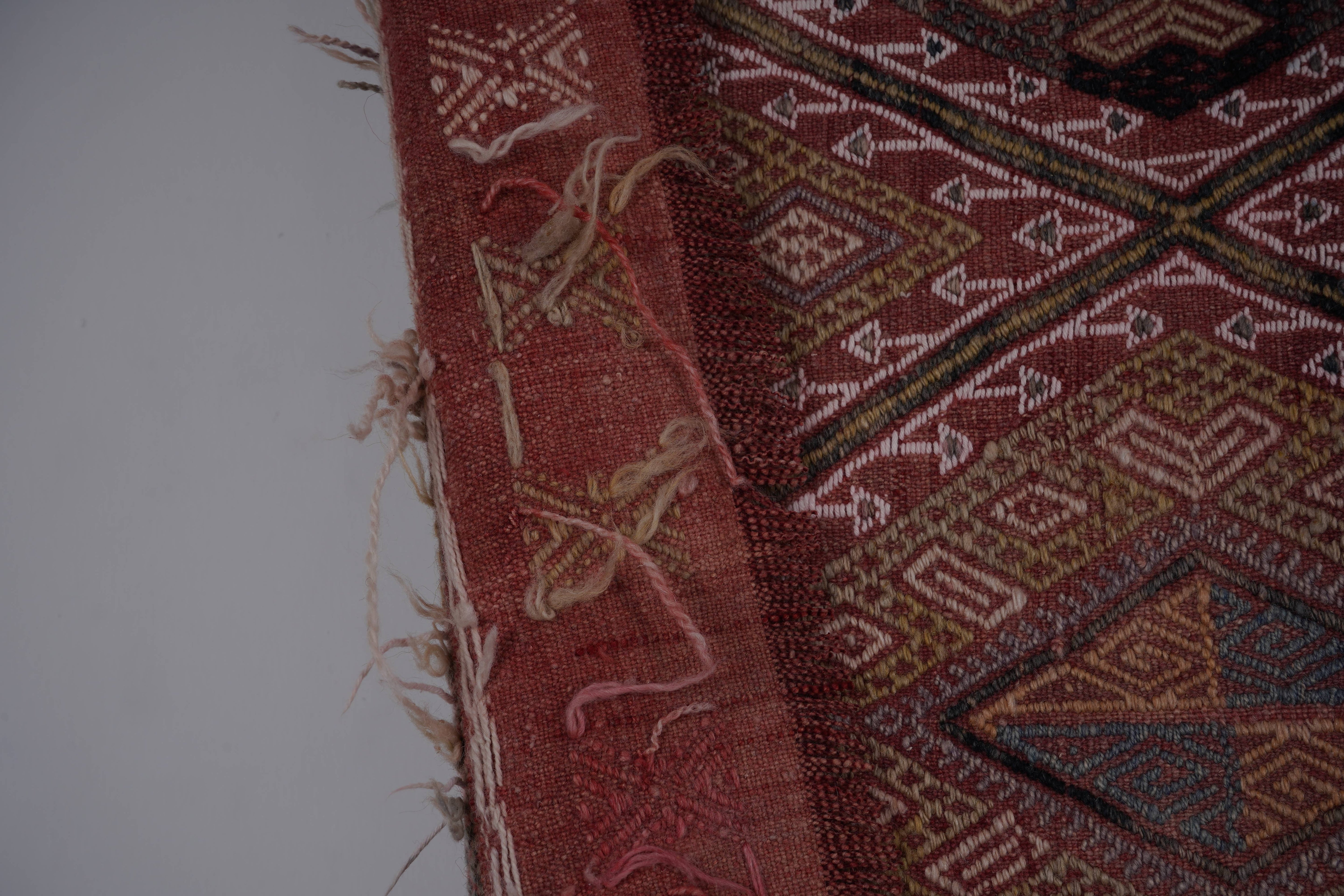 Vintage Turkish Kilim Rug 5'3'' x 7'9''