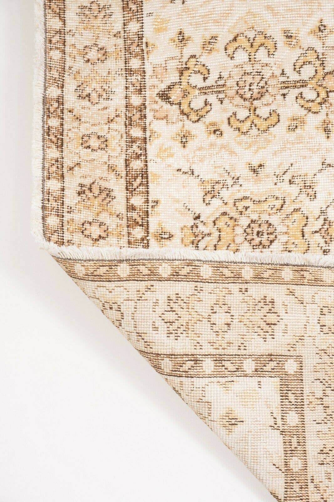 Vintage Turkish Rug 3'10'' x 6'11''