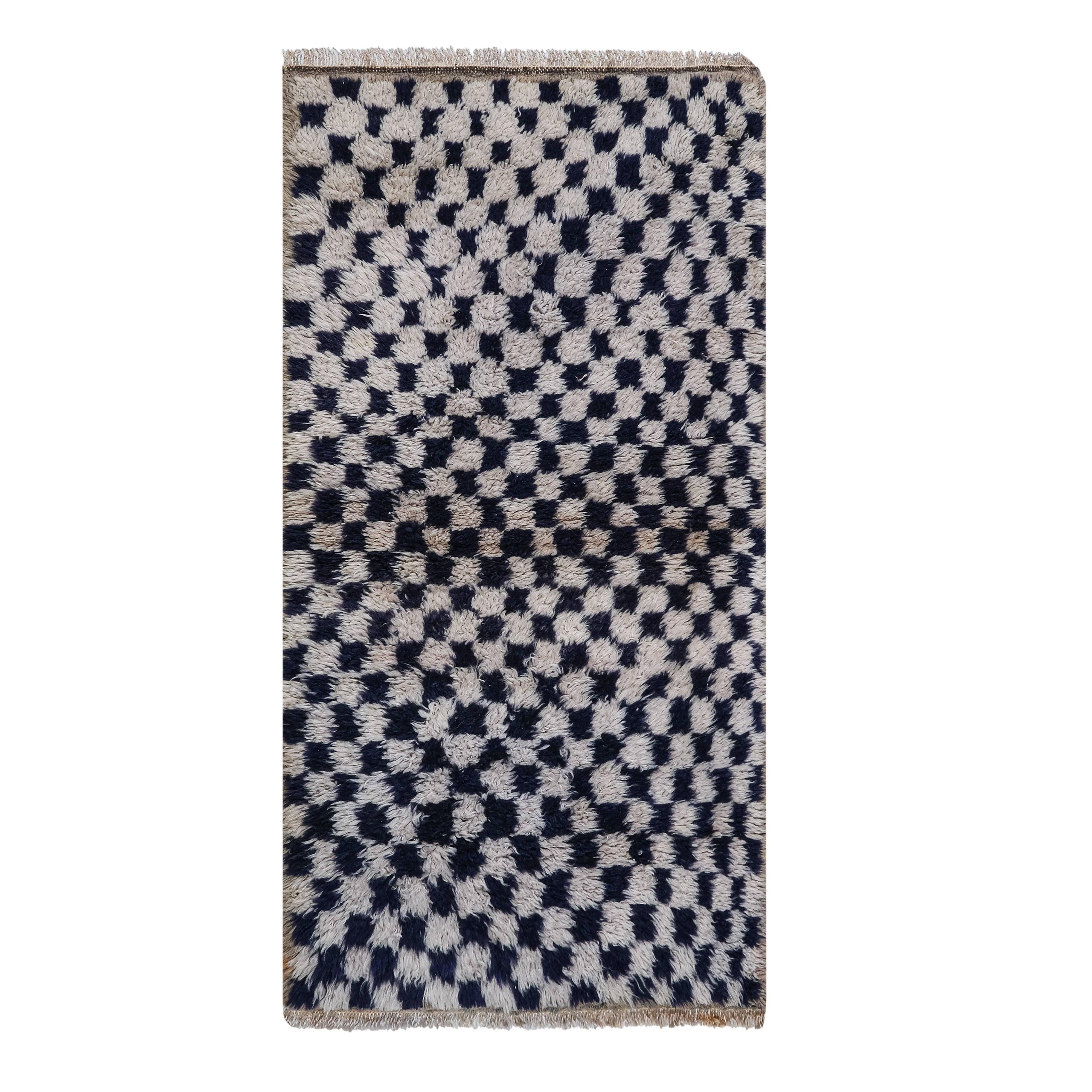 Vintage Turkish Shaggy Tulu Rug 29'' x 54''