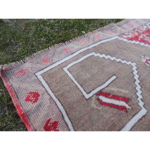 Vintage Oushak Rug 5'1'' x 8'