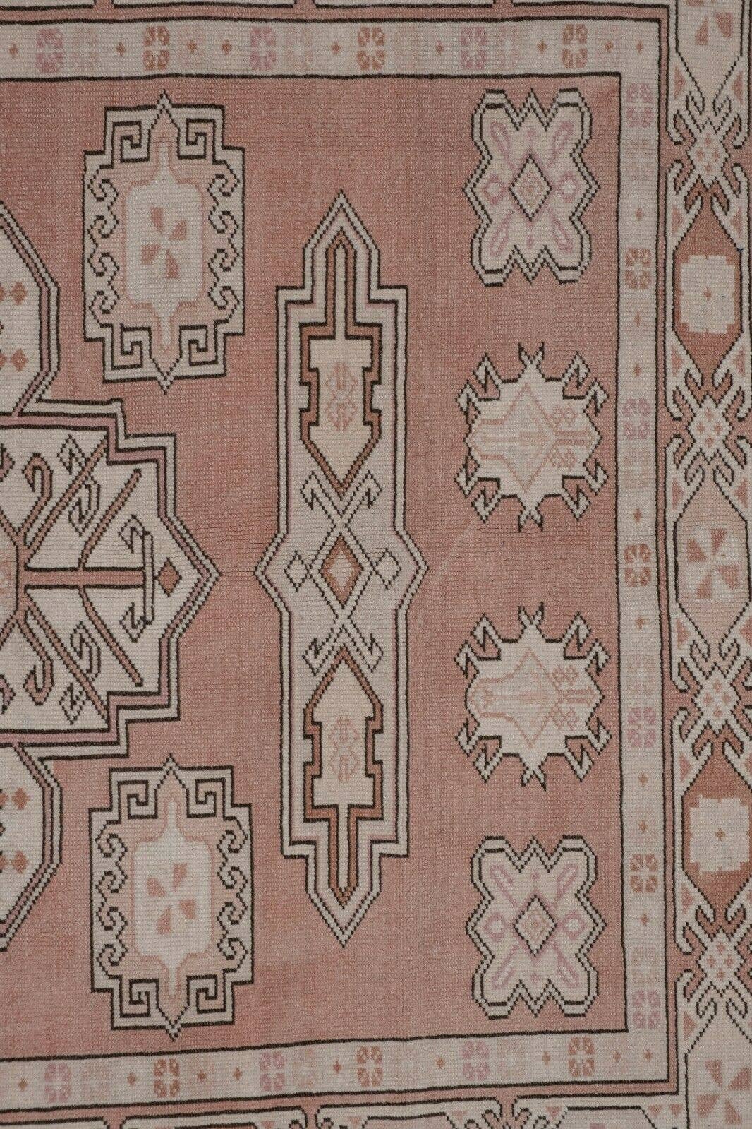 Vintage Turkish Kilim Rug 5'9'' x 7'5''