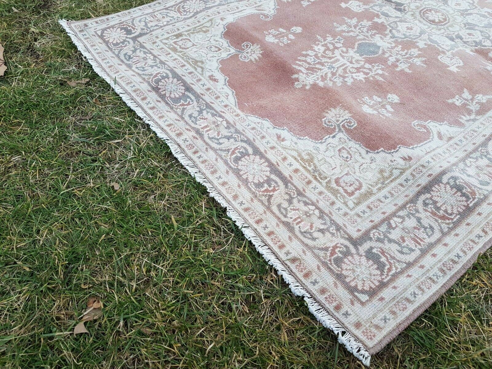 Vintage Turkish Rug 3'1'' x 5'1''