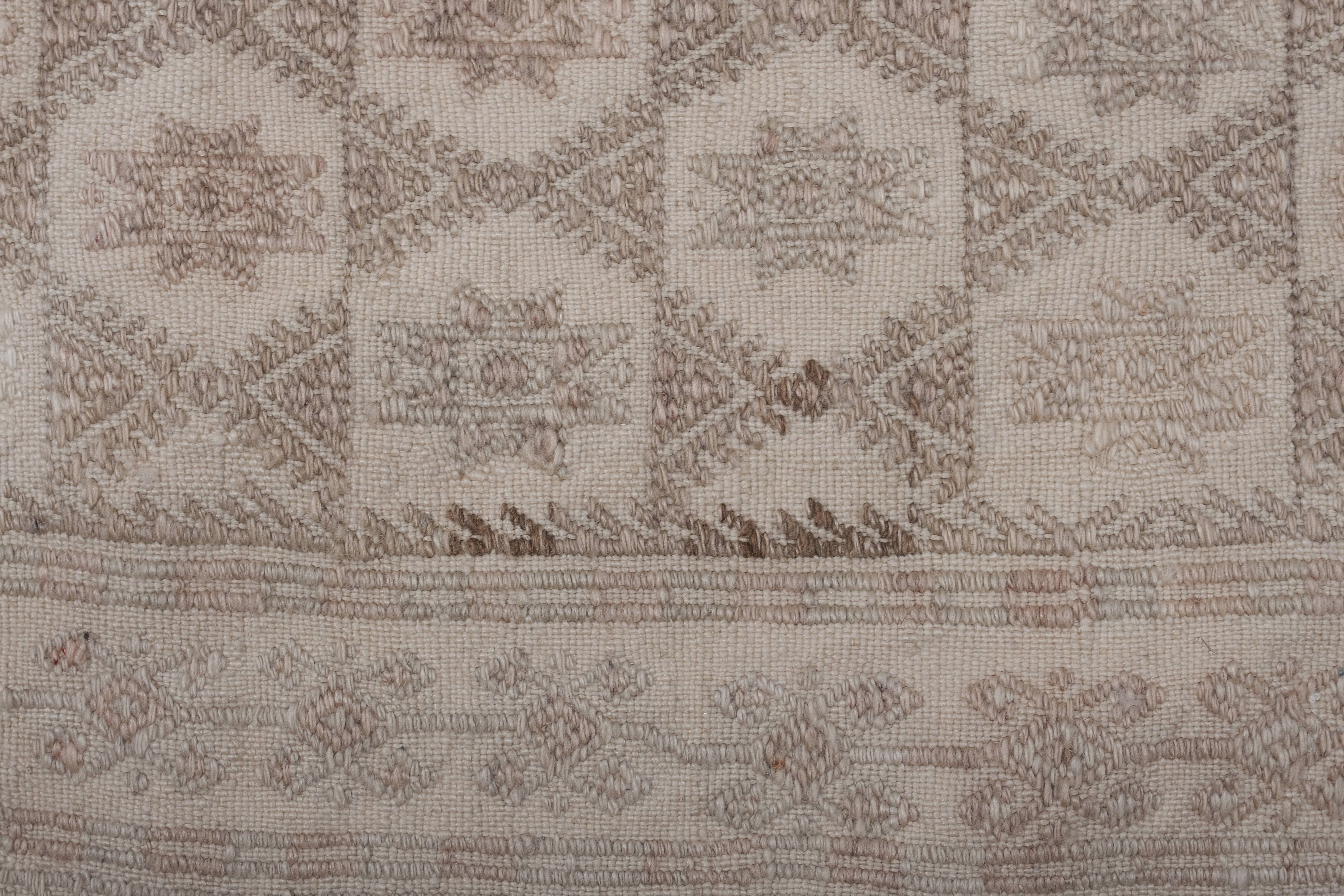 Vintage Turkish Kilim Rug 4'11'' x 7'