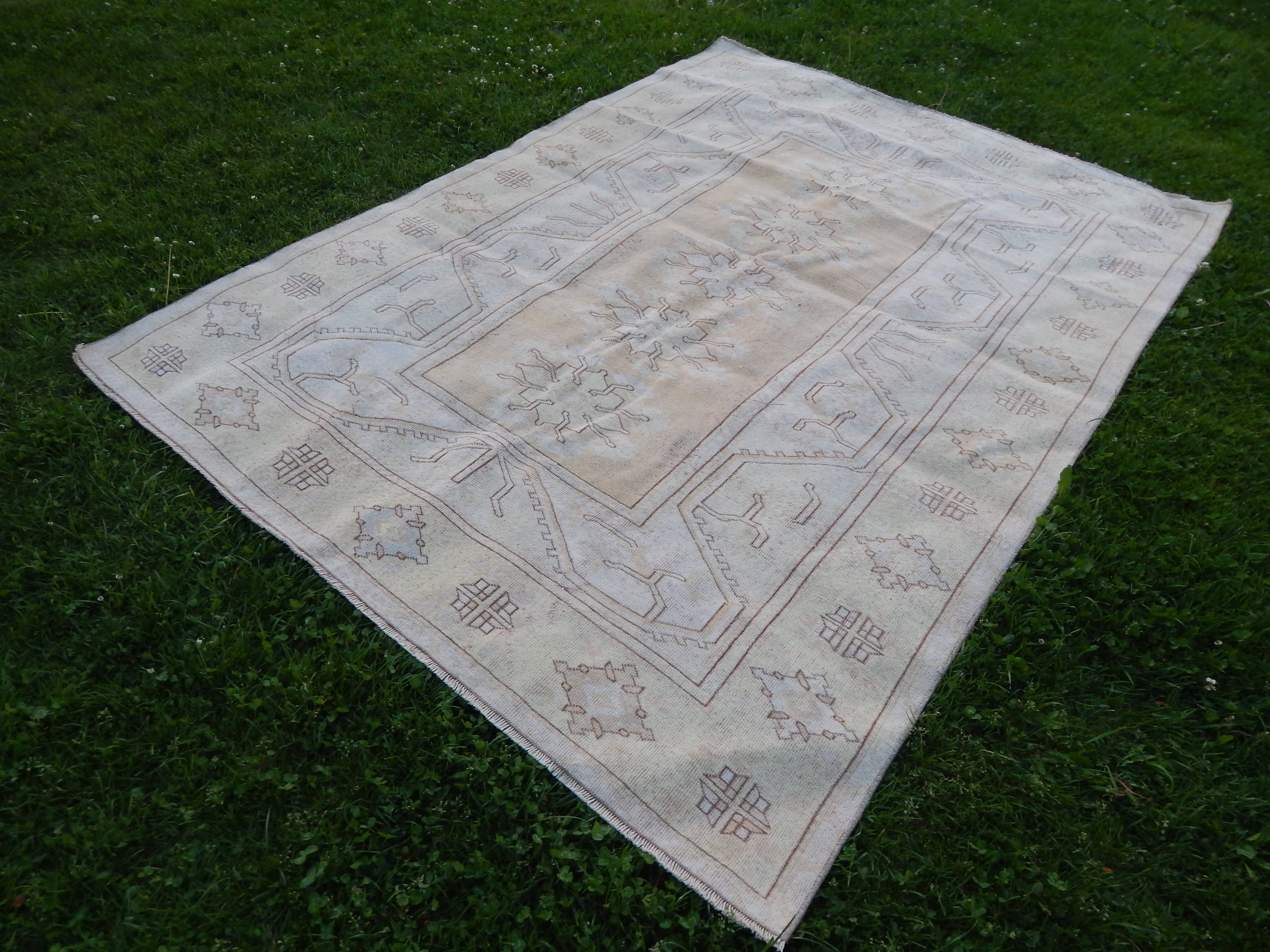 Vintage Oushak Rug 6'5'' x 8'10''