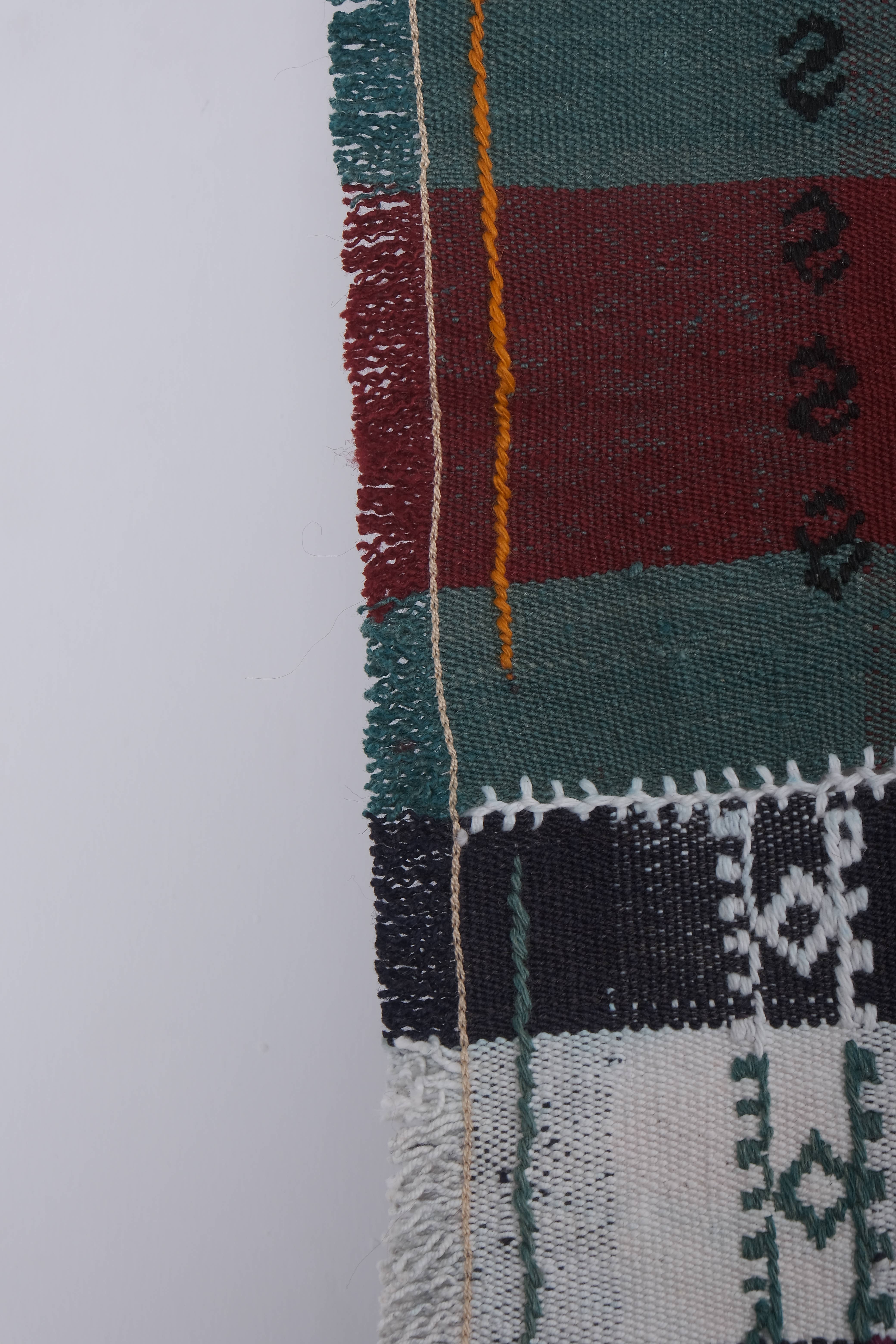 Vintage Turkish Kilim Rug 4'11'' x 8'7''