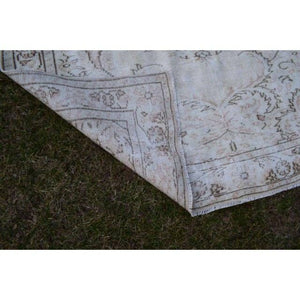 Vintage Turkish Rug 5'5'' x 8'5''