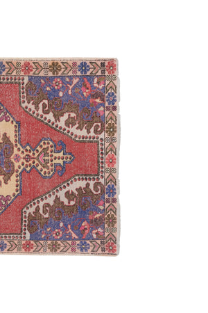 Vintage Turkish Rug 4'6'' x 7'3''