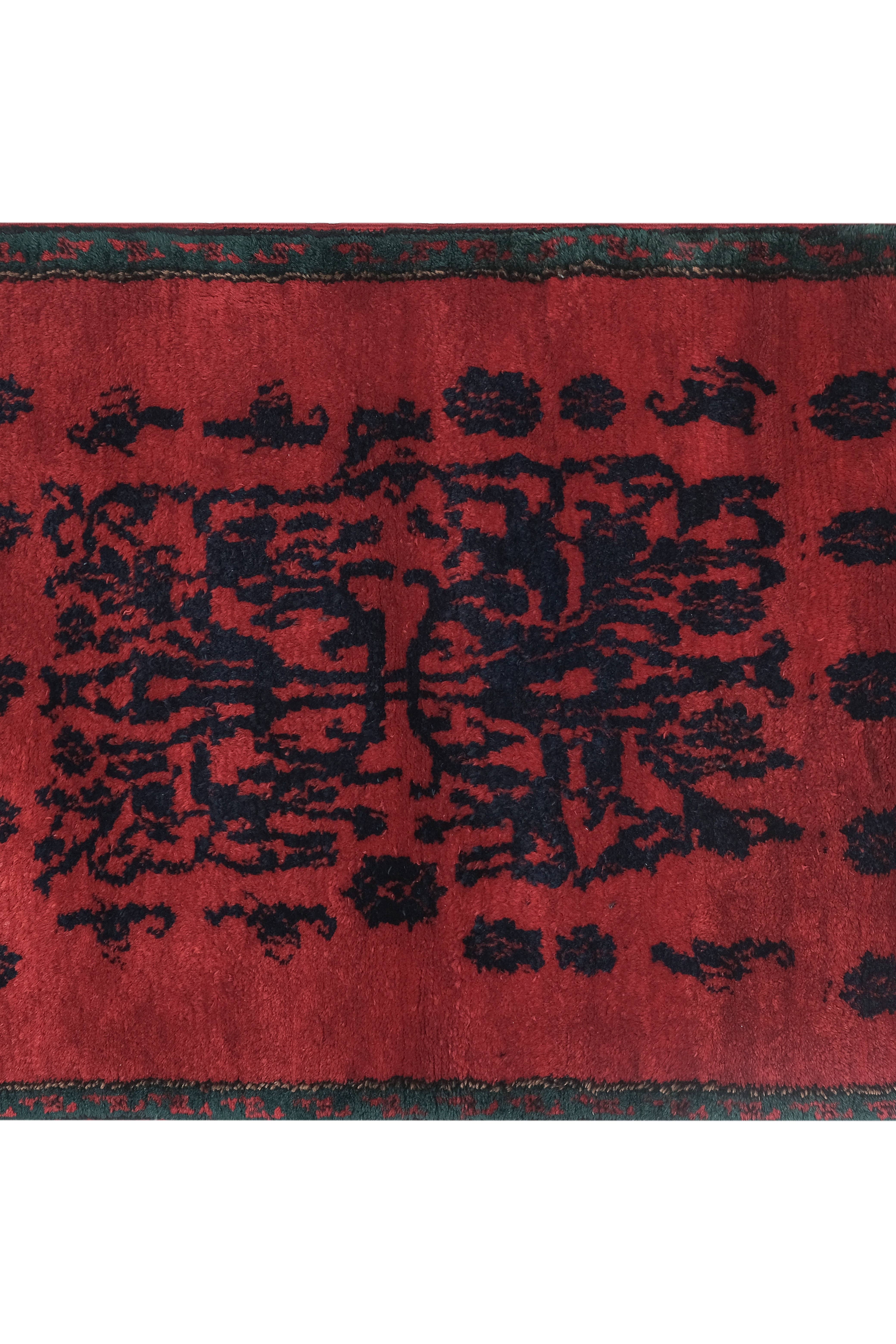 Vintage Turkish Shaggy Rug 41'' x 55''