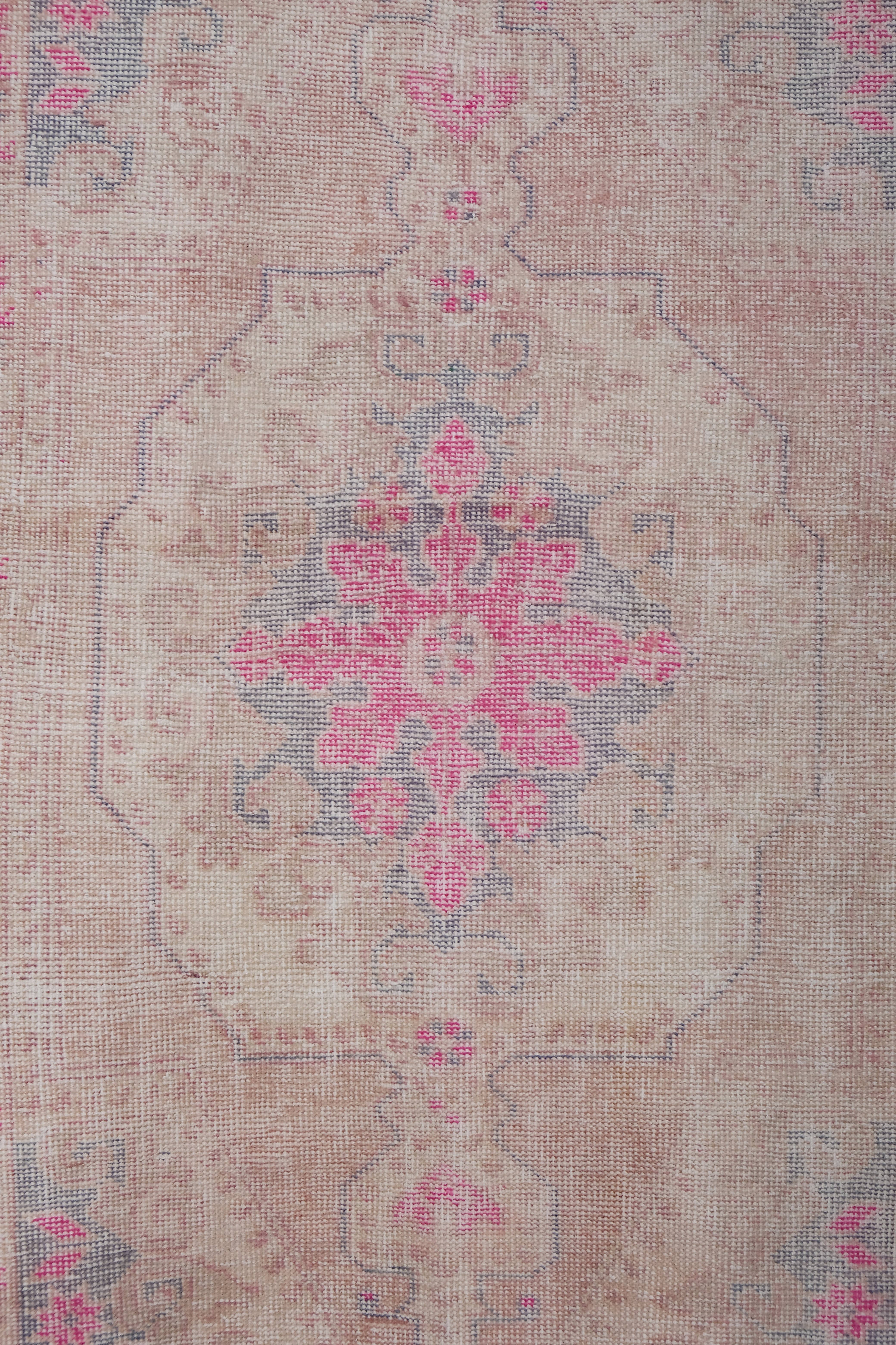 Vintage Turkish Rug 4'3'' x 7'3''