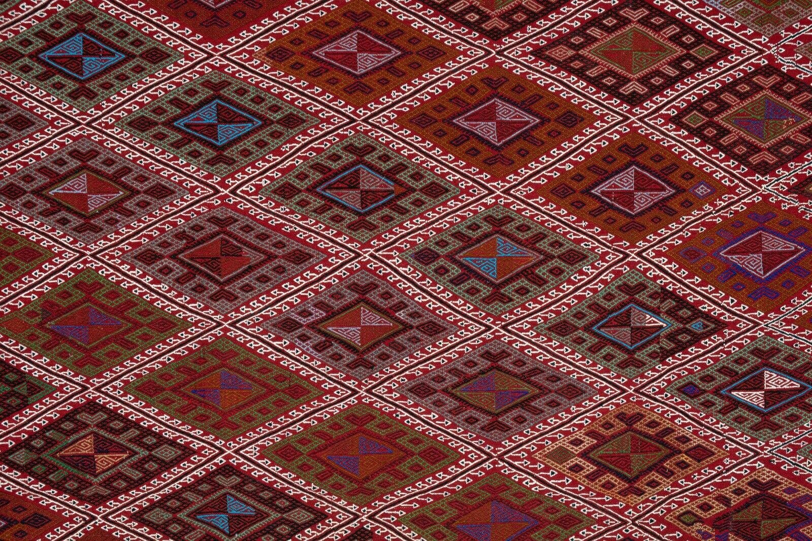 Vintage Turkish Kilim Rug 5'3'' x 8'1''