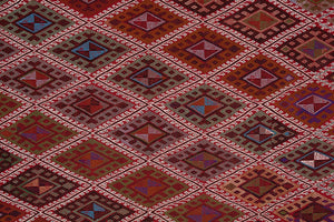 Vintage Turkish Kilim Rug 5'3'' x 8'1''
