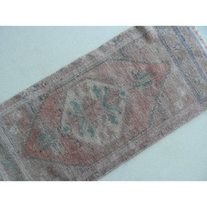Vintage Turkish Rug 17'' x 39''