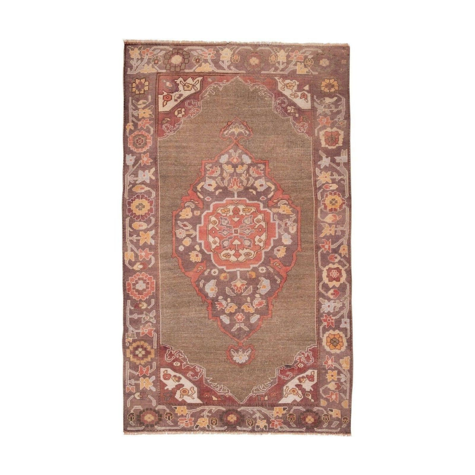 Vintage Turkish Karapinar Rug 5' x 8'6''