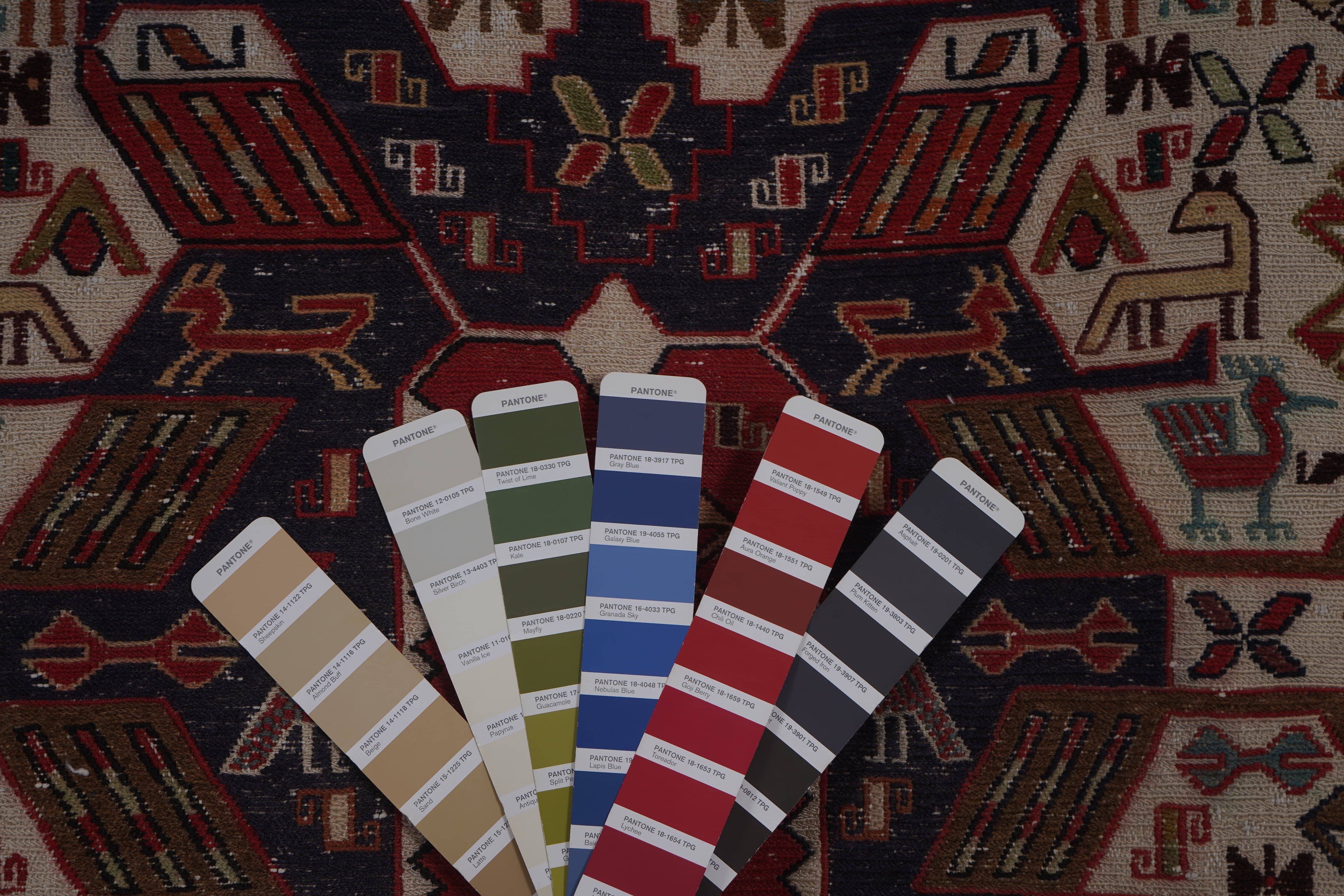 Vintage Soumac Kilim Rug 4' x 6'4''