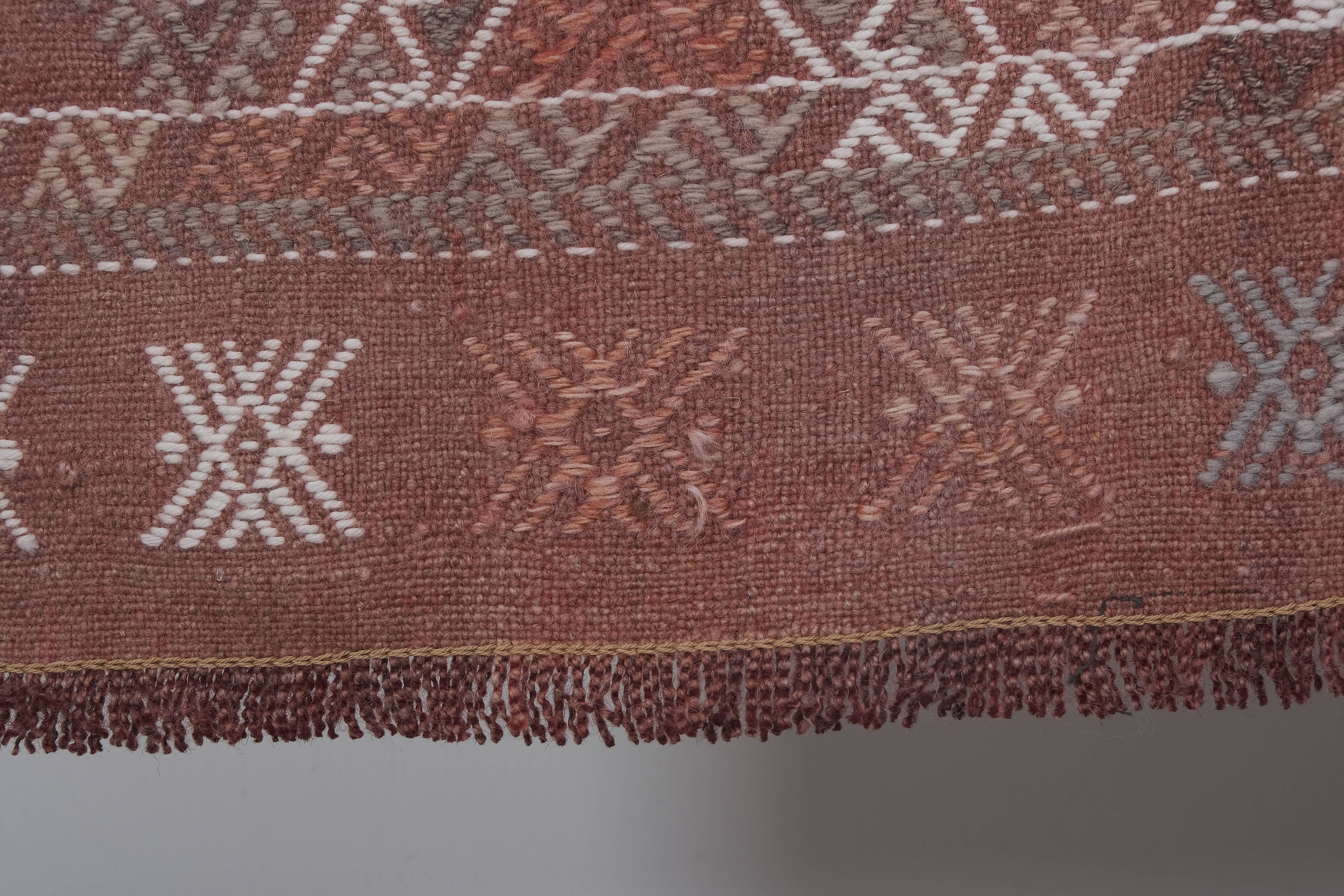 Vintage Turkish Kilim Rug 4'6'' x 7'8''