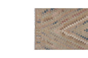 Vintage Turkish Kilim Rug 5'10'' x 8'
