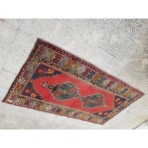 Vintage Turkish Rug 4'3'' x 7'6''