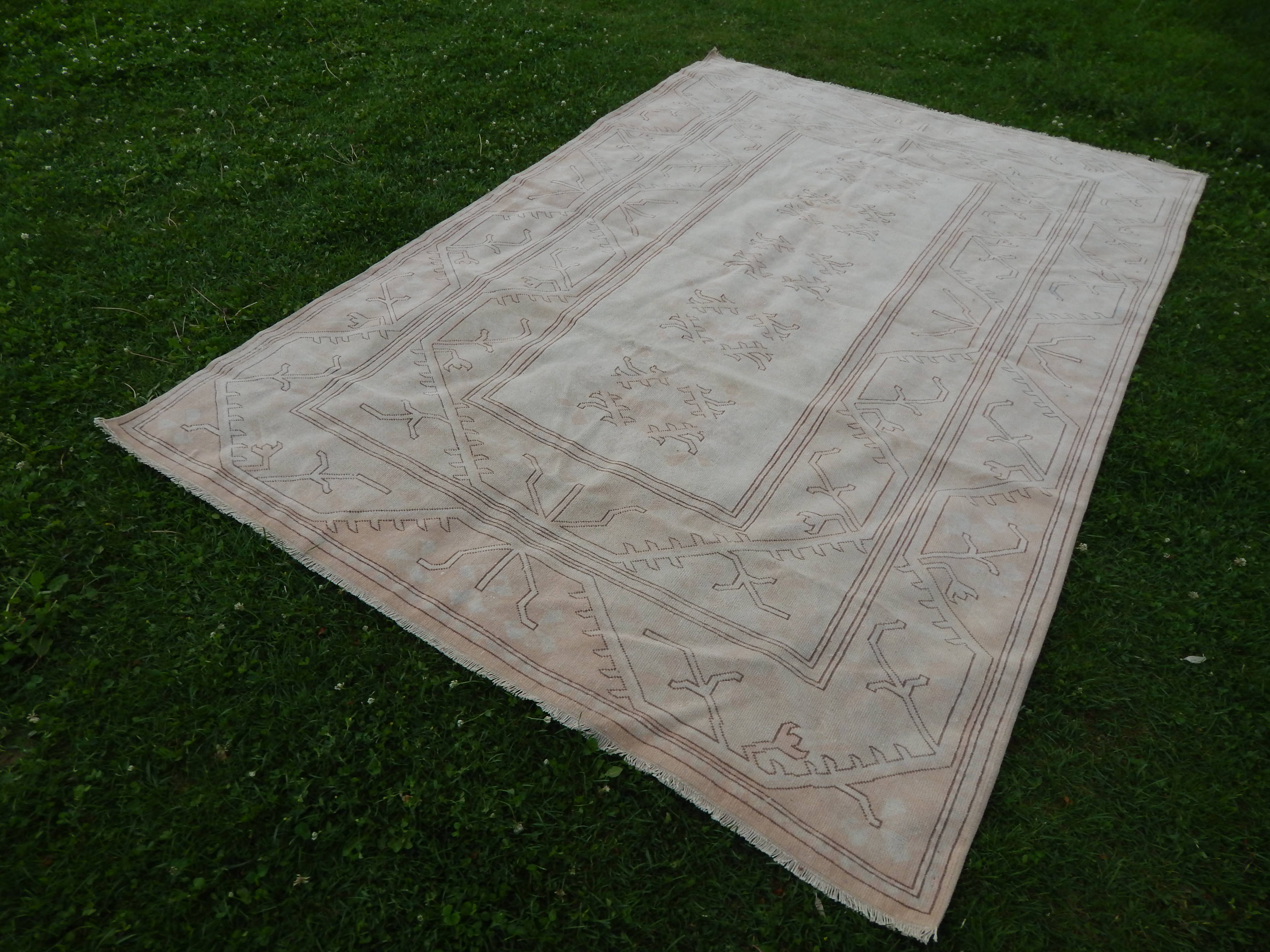 Vintage Milas Rug 6' x 9'4''