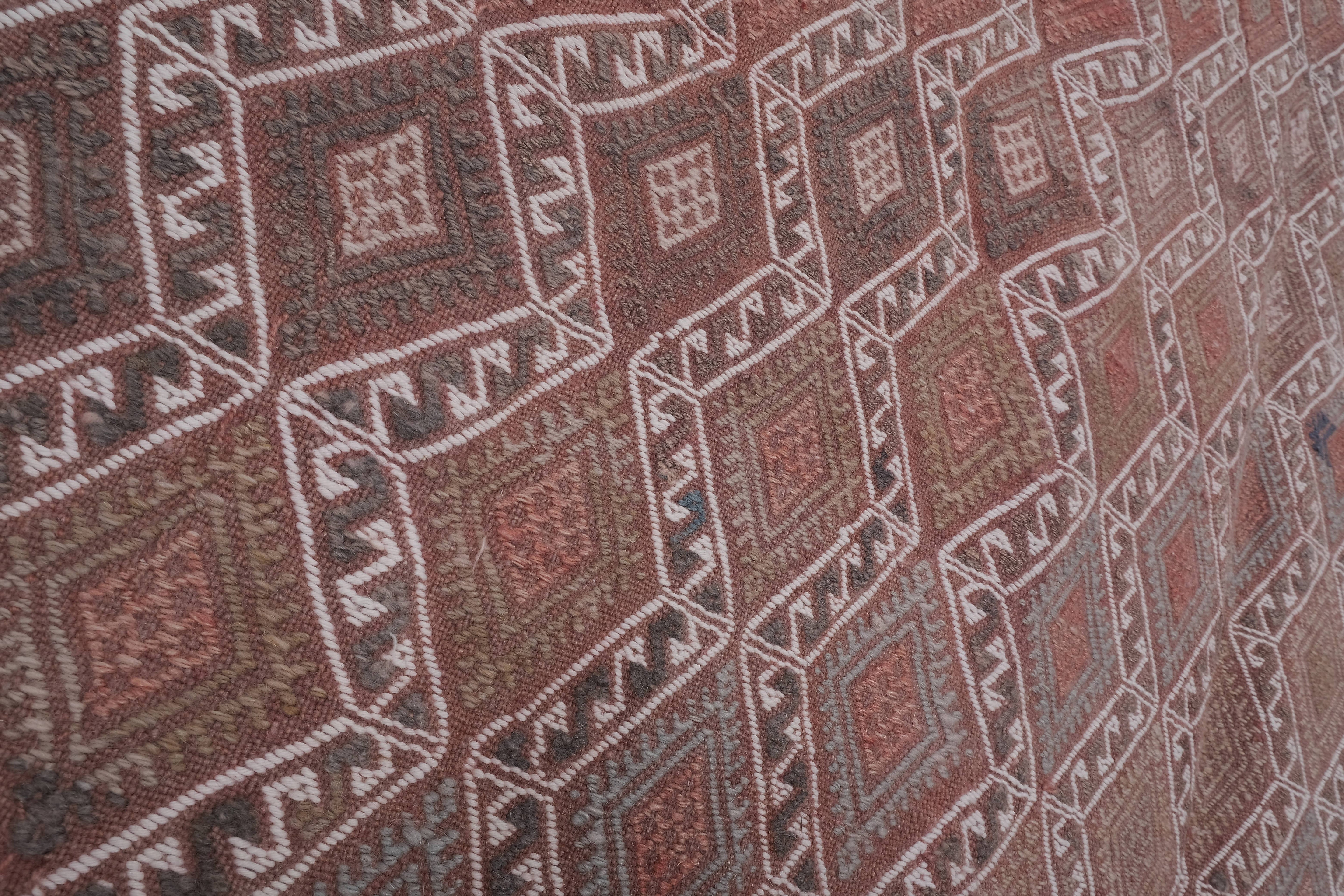 Vintage Turkish Kilim Rug 4'6'' x 7'8''