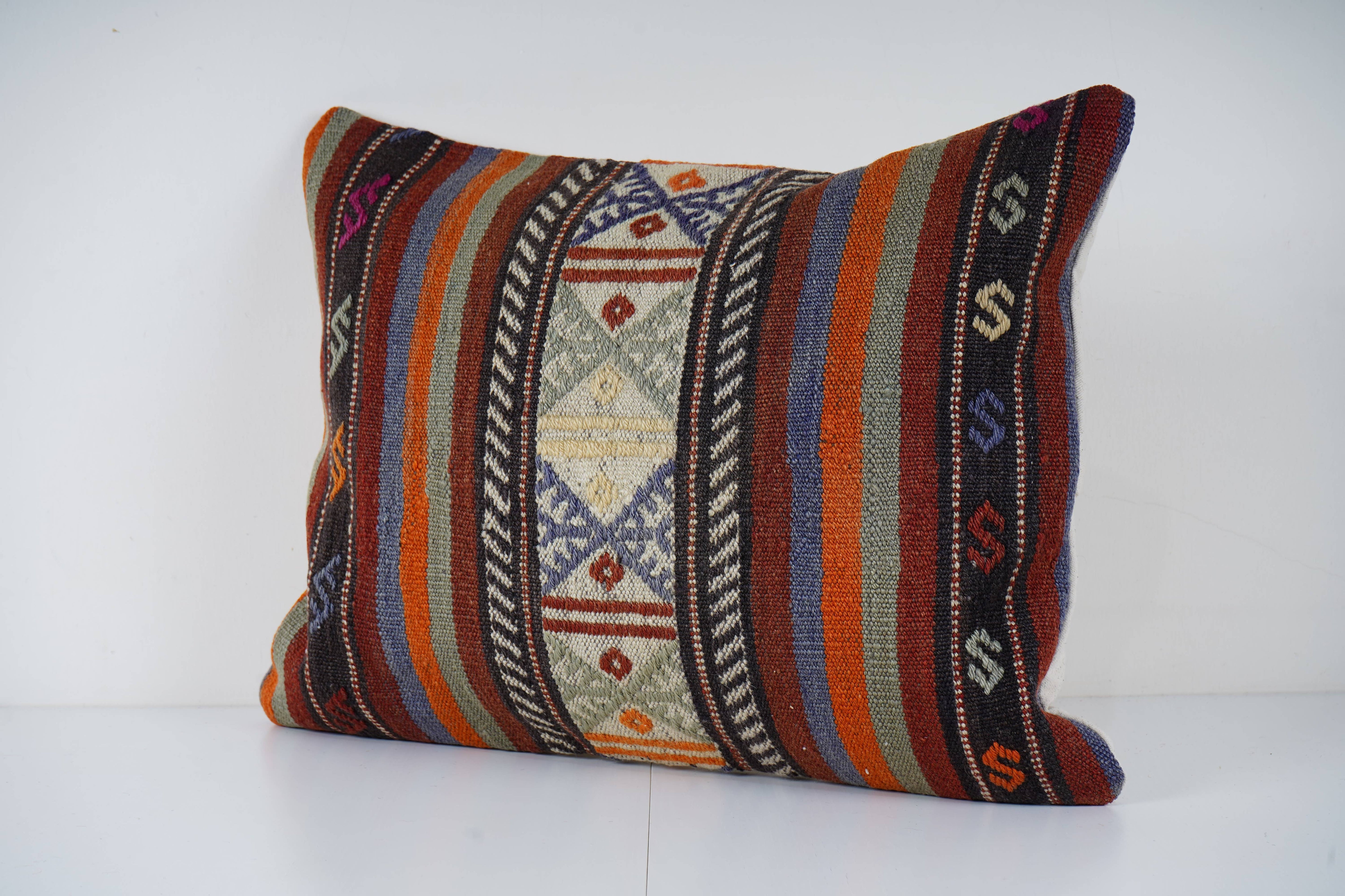Kilim Pillow Cover | 18'' x 24''