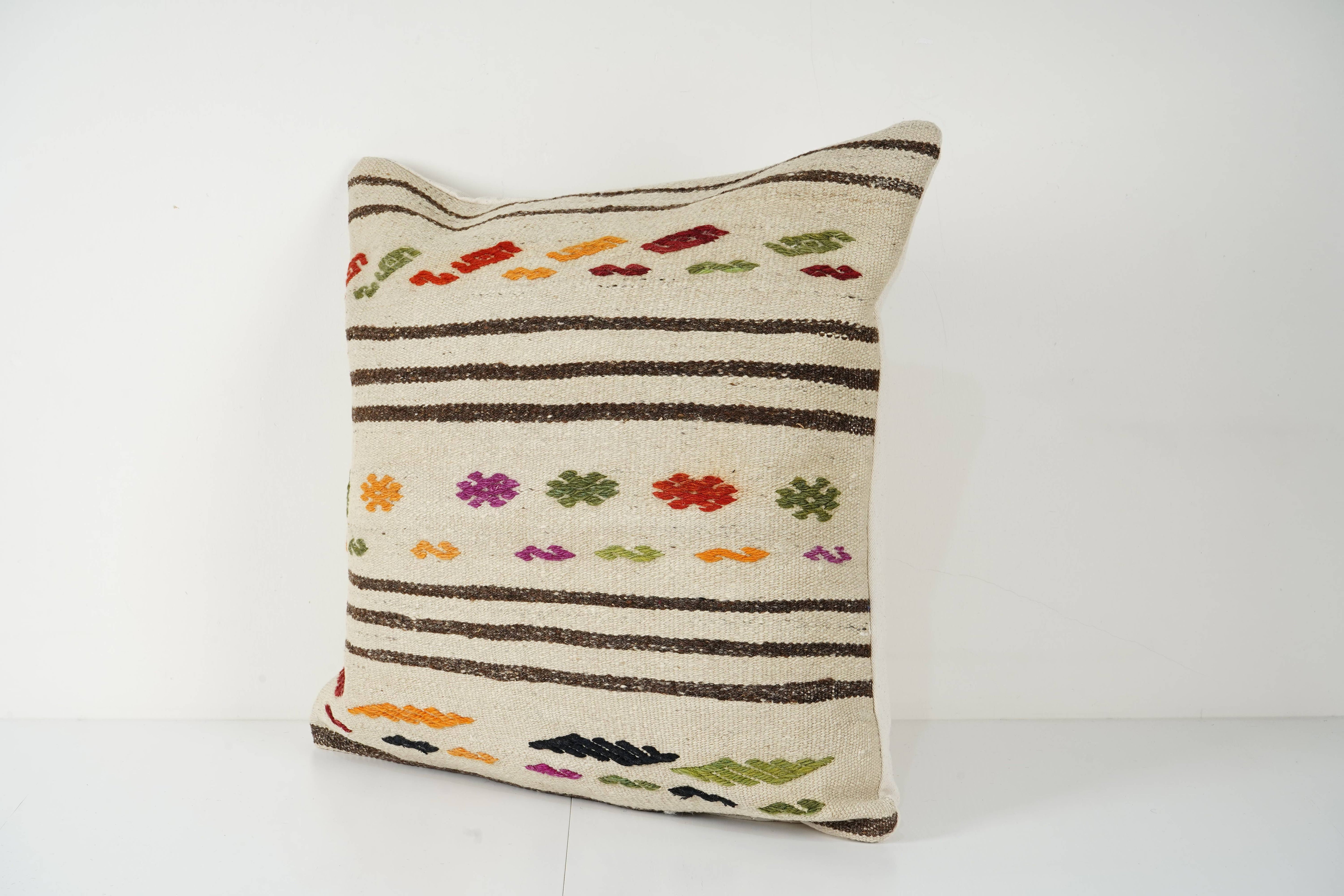 Kilim Pillow Cover | 24'' x 24''