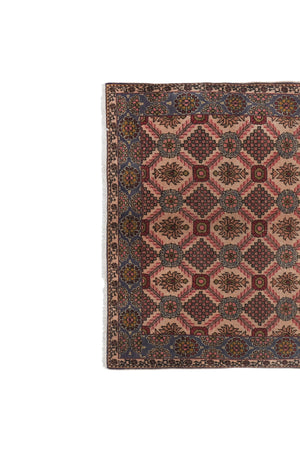 Vintage Turkish Rug 4'4'' x 6'8''
