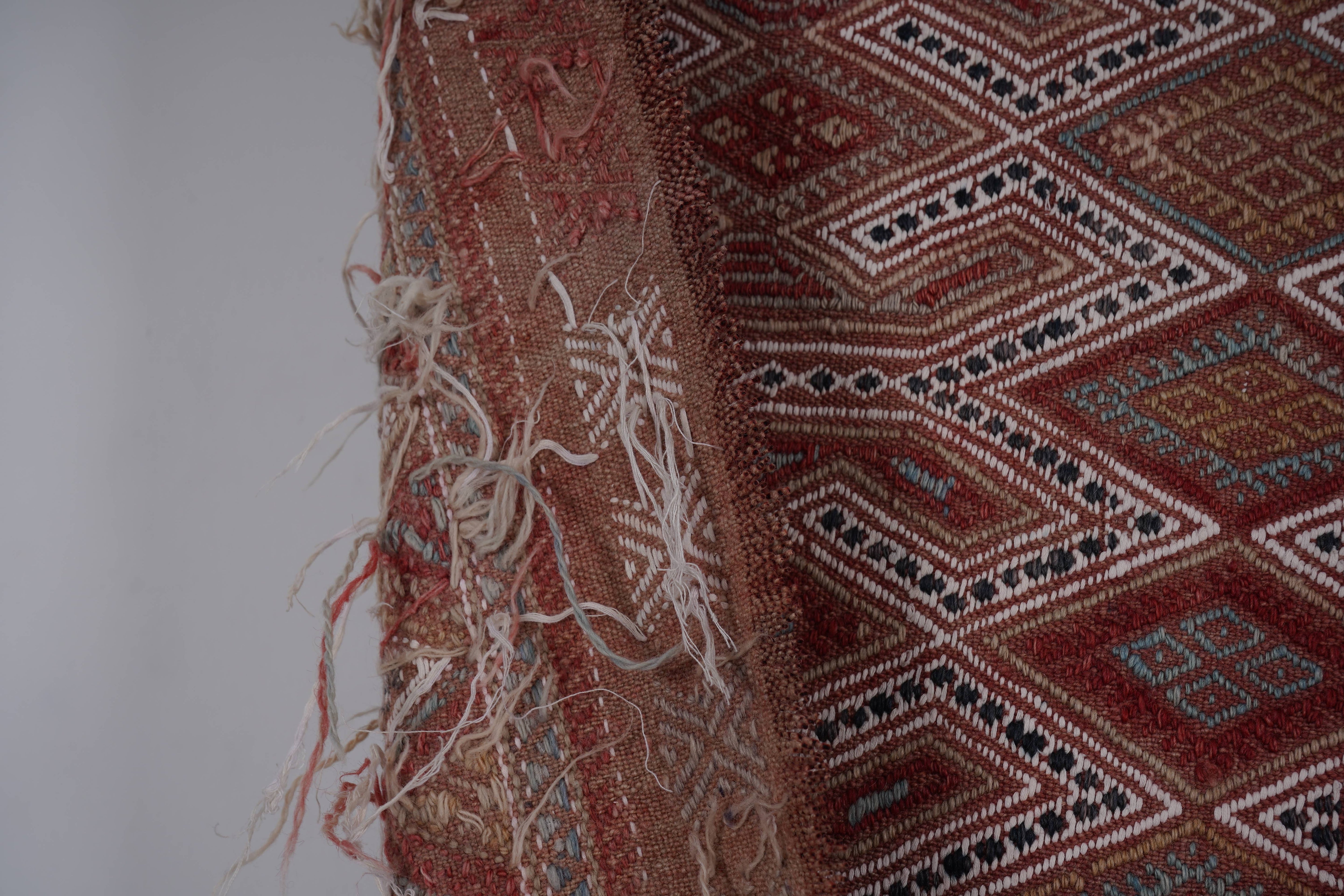 Vintage Kilim Rug 5'9'' x 8'