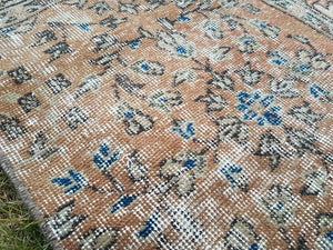 Vintage Turkish Rug 27'' x 51''