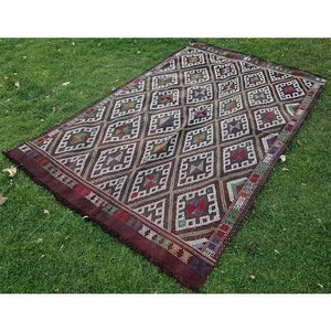 Vintage Turkish Kilim Rug 5'3'' x 8'6''